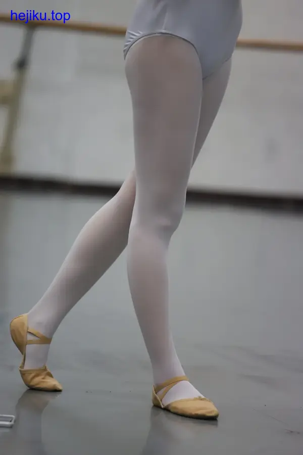 图片[7]-清纯学妹《大西瓜爱牙膏》全套4系合集随包视频（W系23套舞蹈生服饰），大小428G-合集库