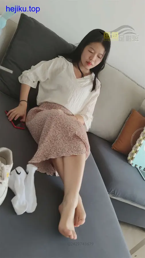 图片[7]-鱼鱼足影 – 全套足袜写真&视频[91期-2024.8]-合集库