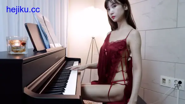 Leezy 이지 (웹화보&짧은영상)(유료후원) 韩国Youtube美女钢琴博主[7套-8.7G-2026.5]-合集库