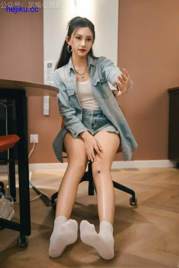 图片[24]-足愉心 – 少女美足美图视频27期[357G-2025.11]-合集库